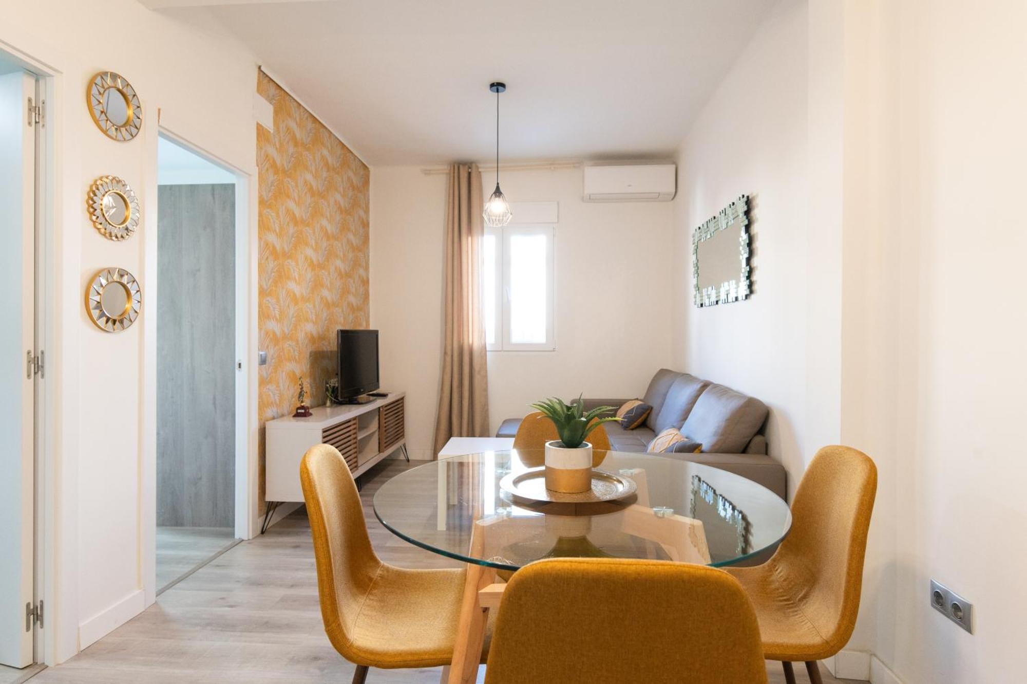 Apartamento Triana Habitame Inmobiliaria Seville Ngoại thất bức ảnh