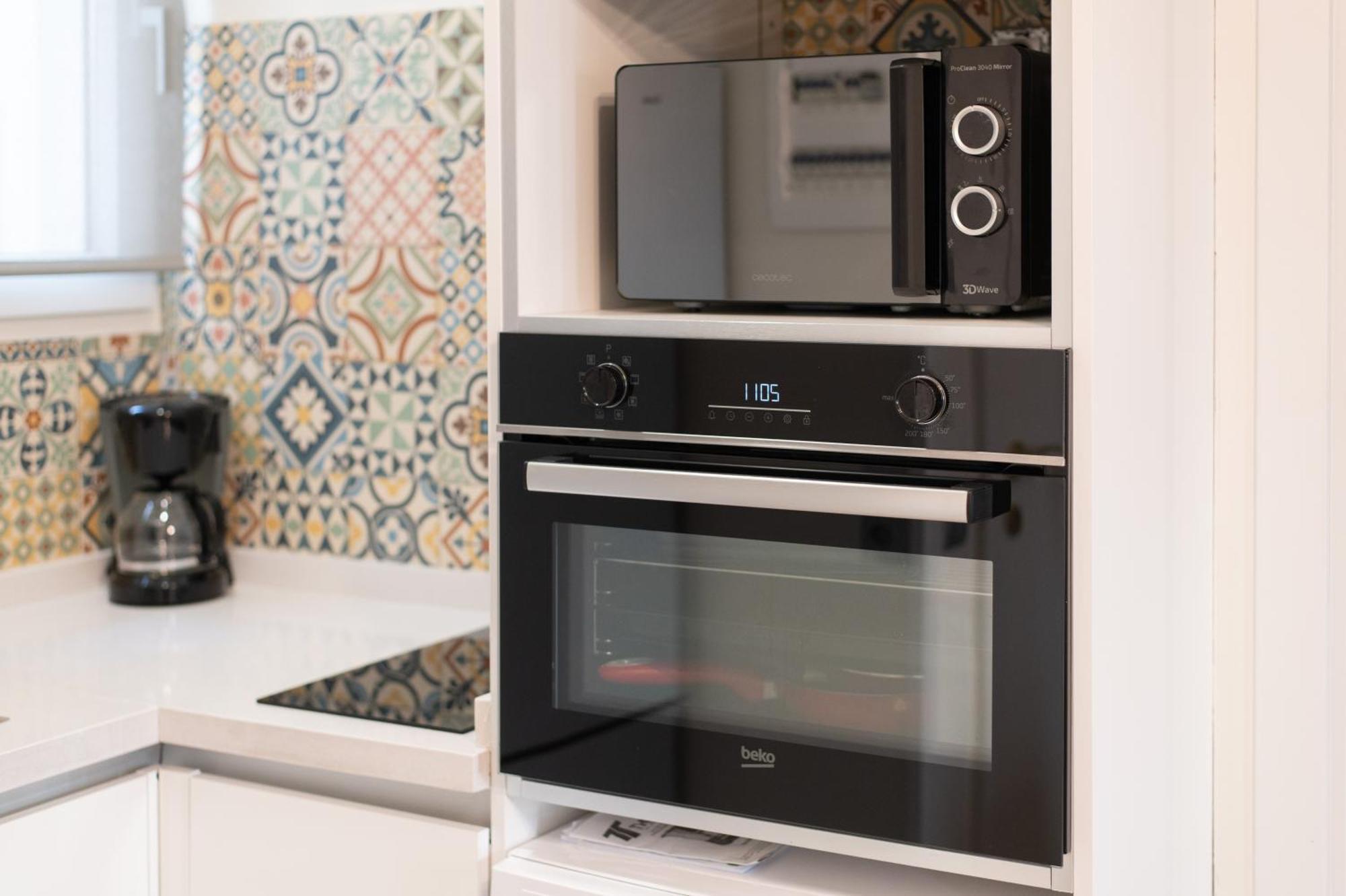 Apartamento Triana Habitame Inmobiliaria Seville Ngoại thất bức ảnh