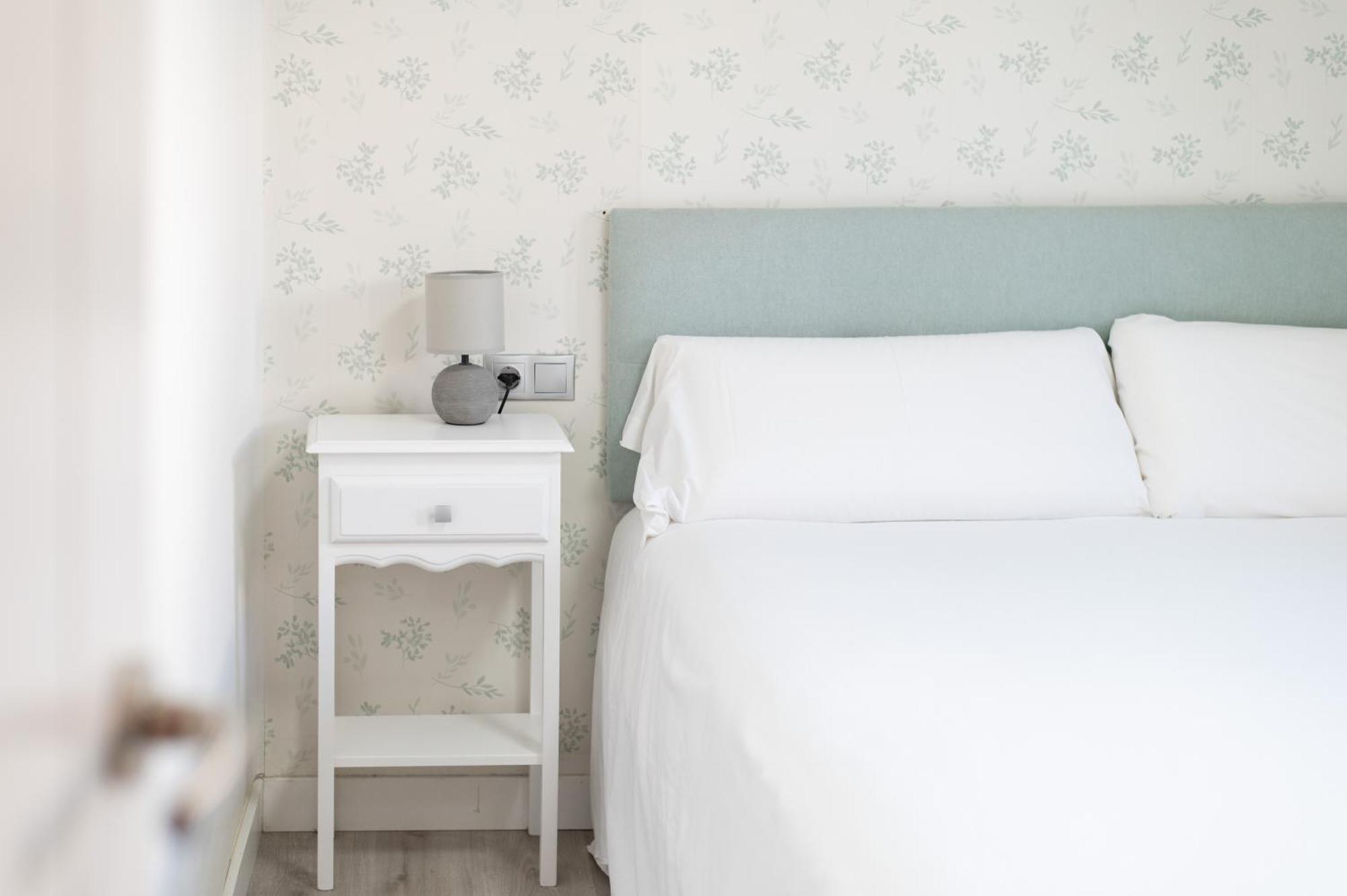 Apartamento Triana Habitame Inmobiliaria Seville Ngoại thất bức ảnh